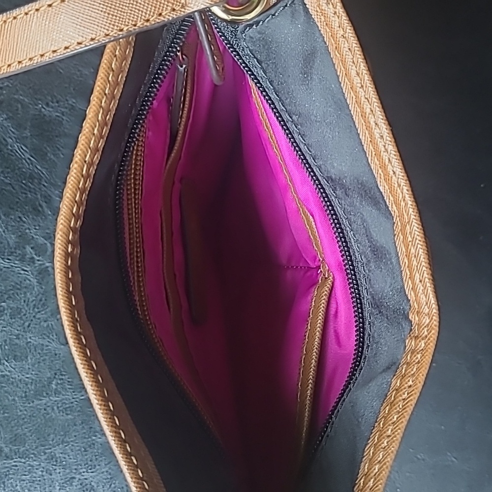 Michael Kors Crossbody Bag - Picture 3 of 6